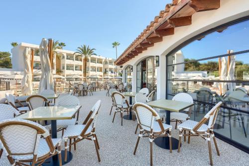 Restaurant, Wyndham Mallorca Portocolom Resort in Felanitx