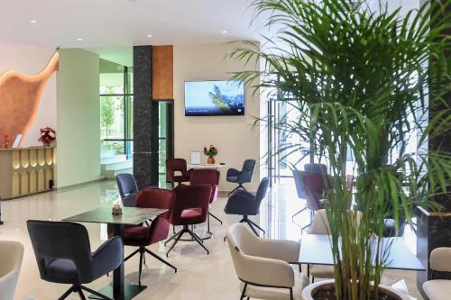 Лоби, Best Western Plus The Met Tirana Hotel in Тирана