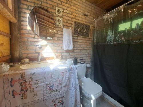 Bathroom, Chale3 Kaza Morfeu conforto casal Vargem Grande RJ in Vargem Grande