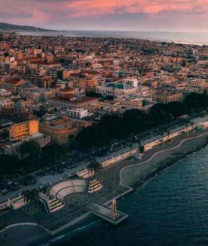 Teddy's Charme Suite - Messina
