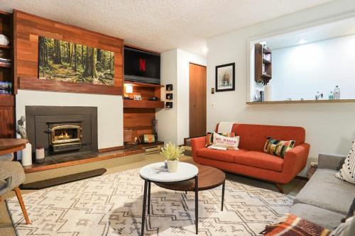 Cedar Suite at Snowater, Glacier