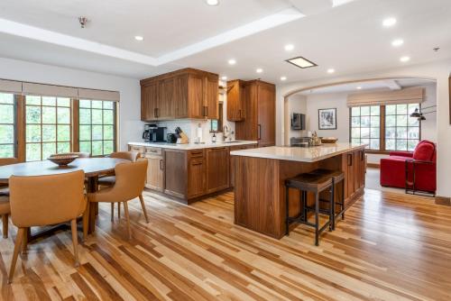 Christiania Condominiums- CoralTree Residence Collection in Vail (CO)