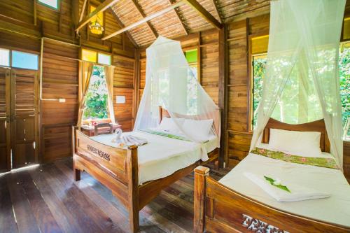 Art's Riverview Lodge in Khao Sok (Suratthani)