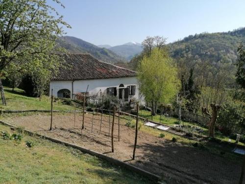 Casa Elvira Antica Casa di campagna in San Michele di Mondovì