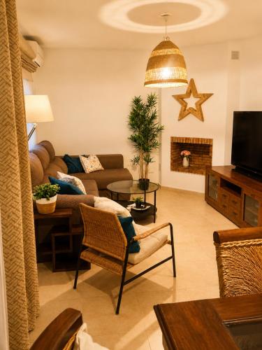 Casa familiar con patio privado y piscina comunitaria cerca de la playa, Malaga (zdjęcie 7)