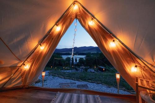 Zálesie Glamping (Zalesie Glamping) in Liestany