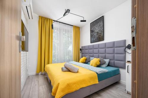 Golden Honey Apartments