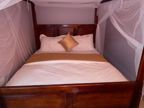 Omuka owaawe resort in Kyenjojo