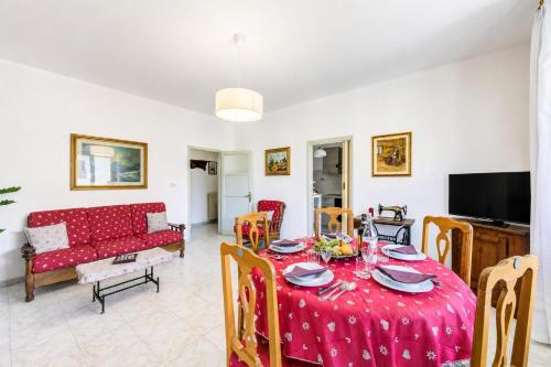 Iekārtas, La Casa di Guido: Ski, Hike, Lake Trips - Happy Rentals in Trontano