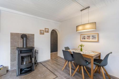 Viesnīcas āriene, Diemelseeholiday mit Kamin in Diemelsee