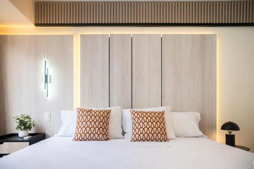 Minimalist Luxe - San Isidro