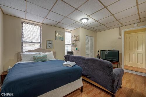 Newly Renovated Studio in the Heart of Pilsen condo in Lower West Side