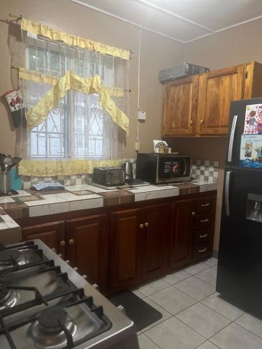 Tropical Breeze Villa in Port Maria