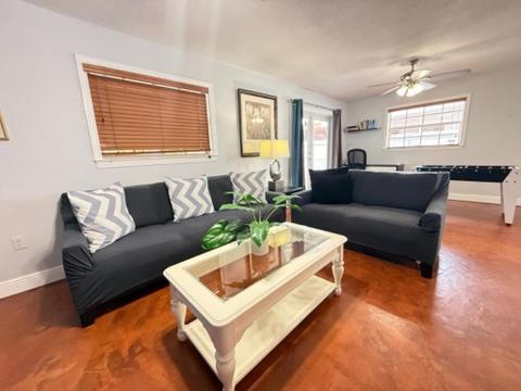 Home Away From Home Near Airport And Malls And Highways - Doral, FL