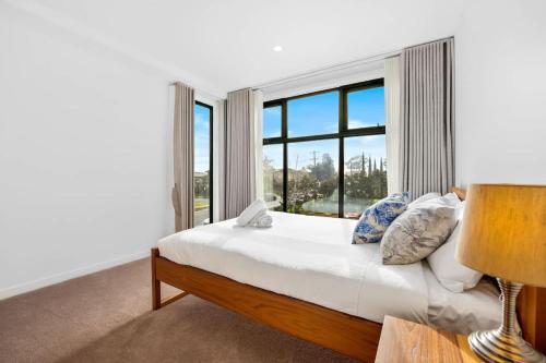 Elegant 3 Floor Balwyn Retreat with Lift & Parking in Balwyn