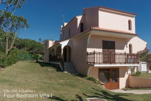 Näkymä ulkoa, Akivillas Quarteira Rose in Vila Sol