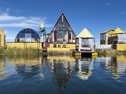 TiticacaMarkaLodge in Uros Islands
