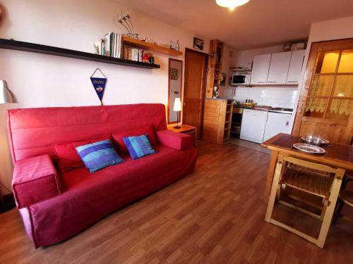 Appartement aux Adrets-Prapoutel, 2 pièces, balcon, proche pistes et commerces - FR-1-771-48 (Appartement aux Adrets-Prapoutel, 2 pieces, balcon, proche pistes et commerces - FR-1-771-48) in Les Adrets
