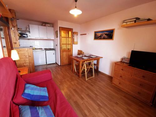 Appartement aux Adrets-Prapoutel, 2 pièces, balcon, proche pistes et commerces - FR-1-771-48 (Appartement aux Adrets-Prapoutel, 2 pieces, balcon, proche pistes et commerces - FR-1-771-48) in Les Adrets