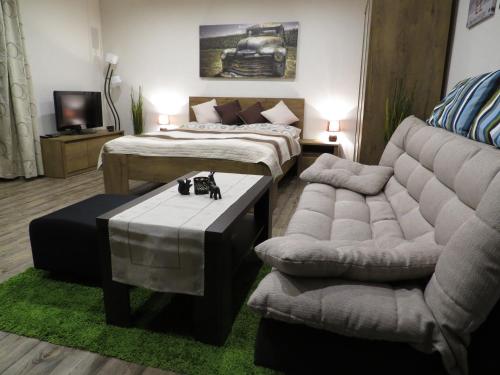 Apartman Route 18 in Svaty Kriz