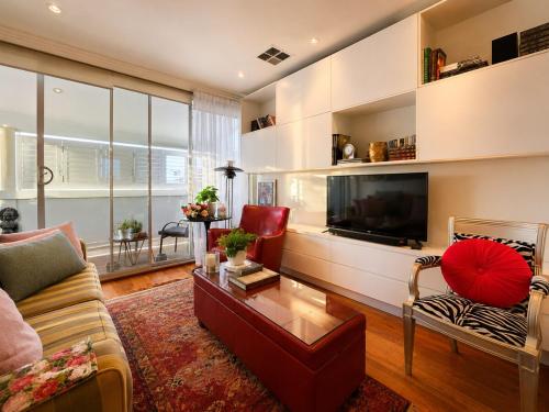 Heart of Leichhardt - Modern 1BR Apartment in Leichhardt