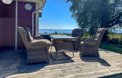 A szálláshely kívülről, Lovely Home In Habo With House Sea View in Galleberg