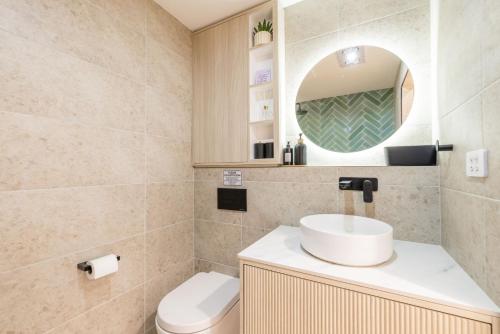 Villa Ellisa 3- 10 Columbia Close - Wi-Fi parking and close to waterfront - image 3