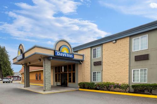 . Days Inn by Wyndham Mt. Vernon