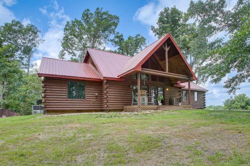 Peaceful Cabin Between Nashville & Bowling Green! in Portland (TN)