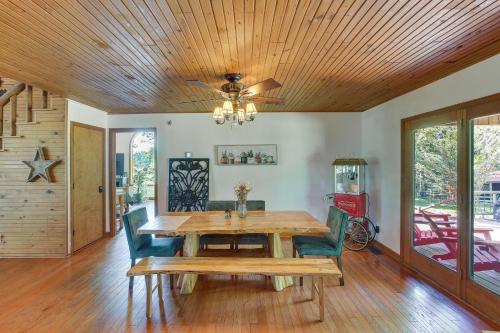 Peaceful Cabin Between Nashville & Bowling Green! in Portland (TN)