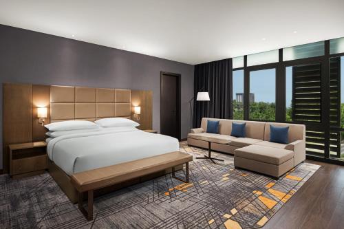 Four Points by Sheraton Accra Airport Hotel - image 3