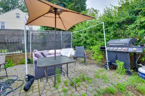 Rhode Island Family Retreat w/ Modern Interior! in 西沃威克
