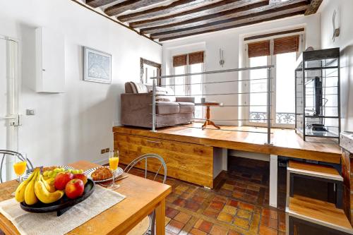 BnBNova - Charming Studio Near Notre - Dame & Marais