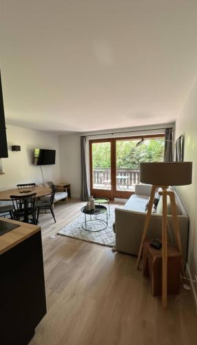 Apartment for 4 people Balcony Parking Close
