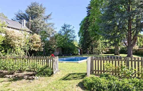Peldbaseins, Lovely Home In Clef Vallée D'eure (Lovely Home In Clef Vallee D'eure) in La Croix-Saint-Leufroy