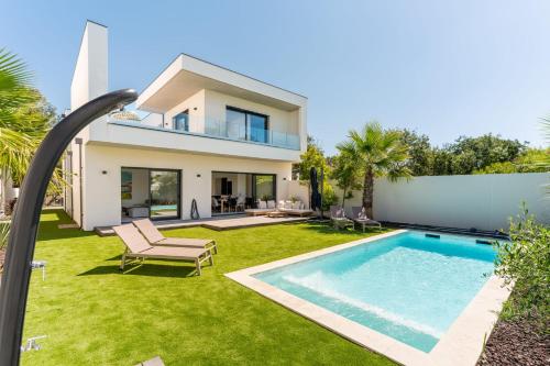 Villa Camarines neuve piscine plage à pied