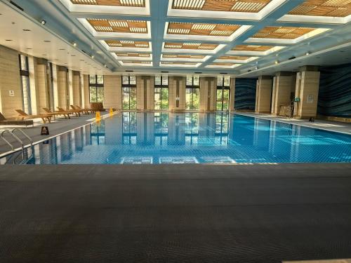 Swimming pool, "Gubei Delinshui Town Boutique Villa (Gubei Koushui Town Scenic Area Store) " in Beijing Wtown