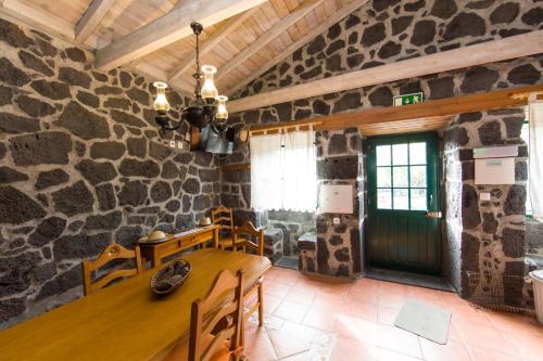 Casa do Alambique in Santa Luzia (Pico Island)