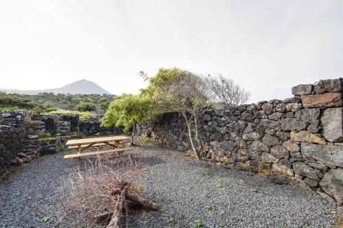 Casa do Alambique in Santa Luzia (Pico Island)