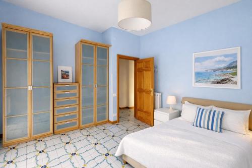 Sorrento Home Pool family BIG appartament in Sorrento center, Caserta