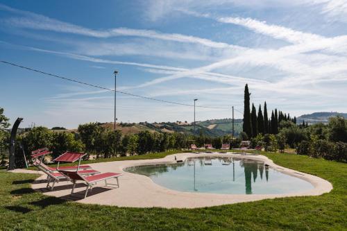 Úszómedence, Agriturismo Serena -Petritoli- in Petritoli