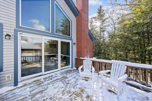 Mountain View Home with Hot Tub in Konveja (NH)
