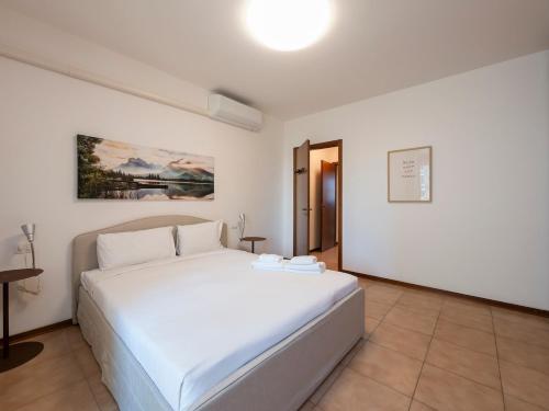 Xenia Milano - 4 rooms apt in Via Cassano 14