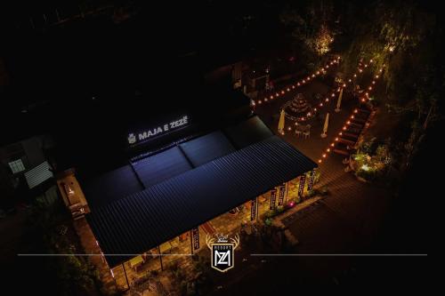 Resort Maja e Zezë (Resort Maja e Zeze) in กินยีลาเน