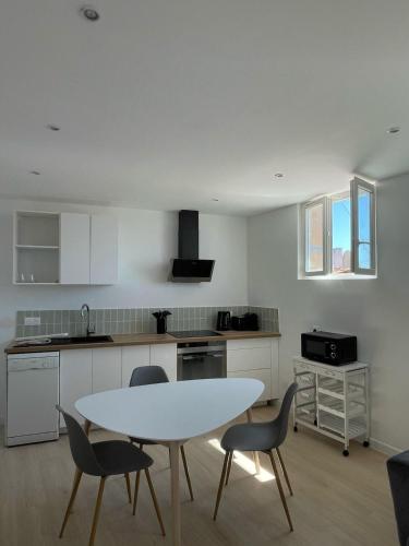 Cozy T2 appartement Vieux Fréjus (Cozy T2 appartement Vieux Frejus) in 弗雷瑞斯