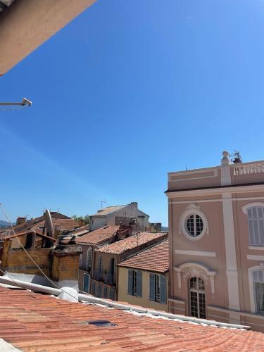 Cozy T2 appartement Vieux Fréjus (Cozy T2 appartement Vieux Frejus) in 弗雷瑞斯
