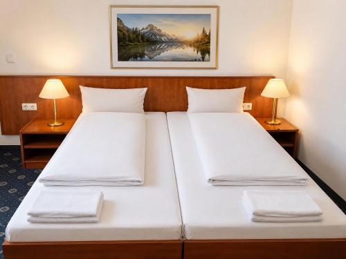 Hotel Hoyers 24h Check-in,Pinneberg, Free Parking and WiFi - Elmshorn
