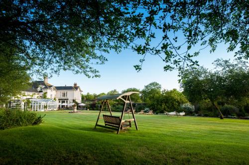 Summer Lodge Country House Hotel, Restaurant and Spa