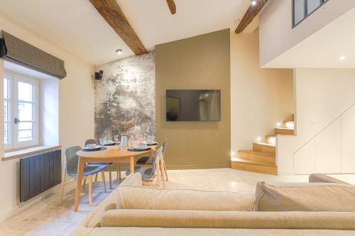 GuestReady - L’Ecrin du Vieux-Lyon Calme, Standing