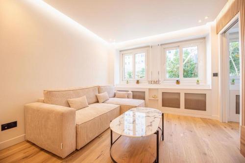 Beautiful Apartment in West Paris 16th